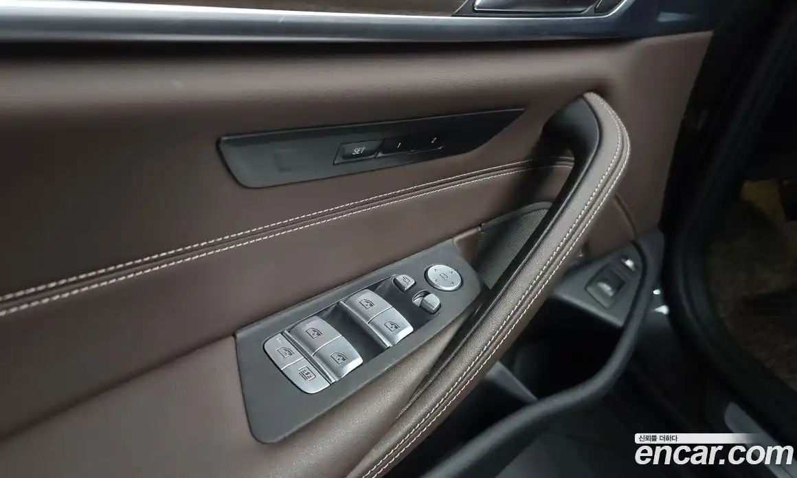 BMW 5-Series 2022 2.0 гидро, фото 27
