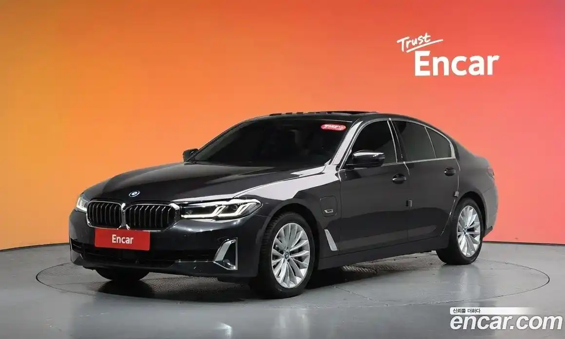 BMW 5-Series 2022 2.0 гидро, фото 32