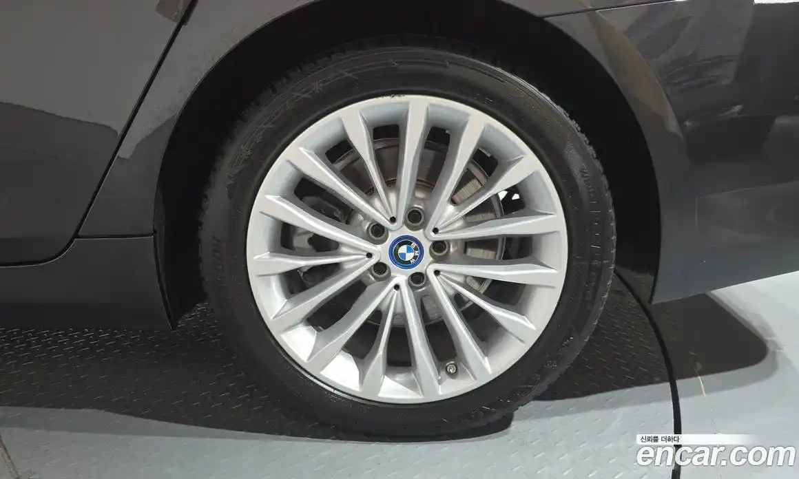 BMW 5-Series 2022 2.0 гидро, фото 6