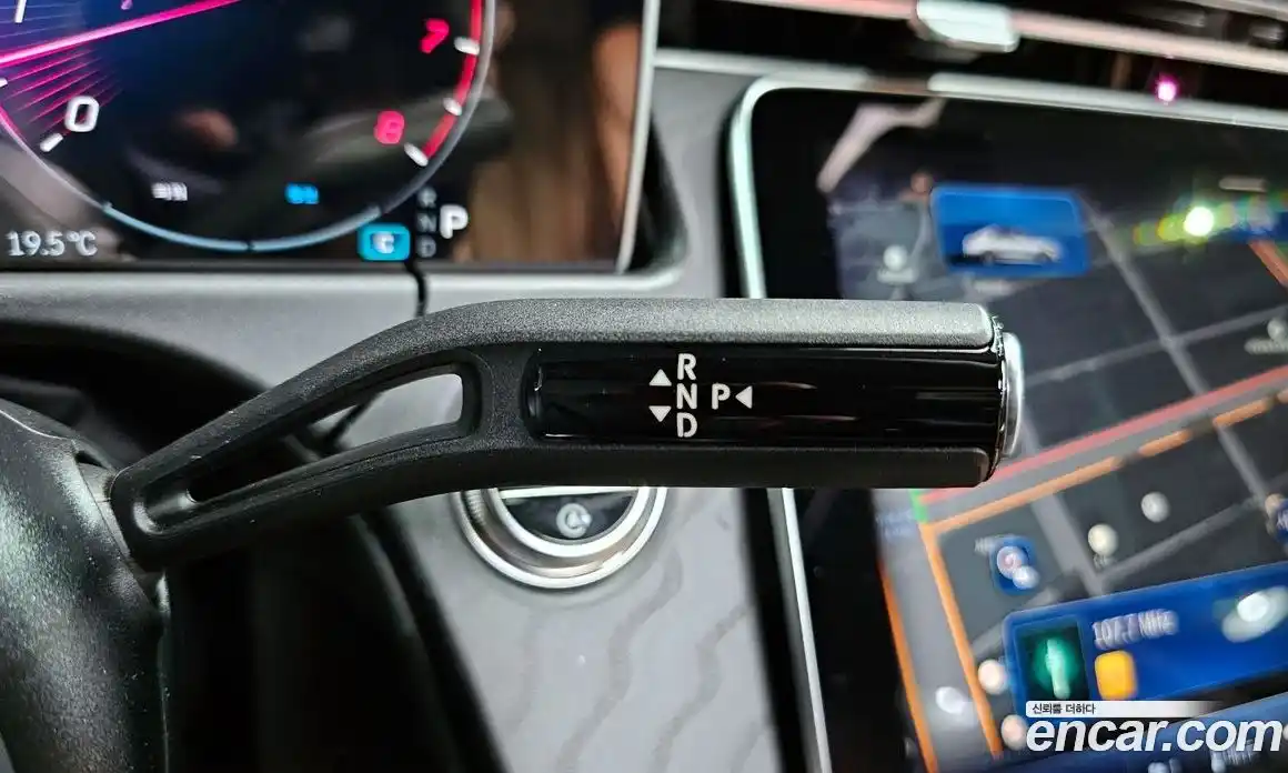 Mercedes-Benz E-Class 2025 2.0 гидро, фото 12