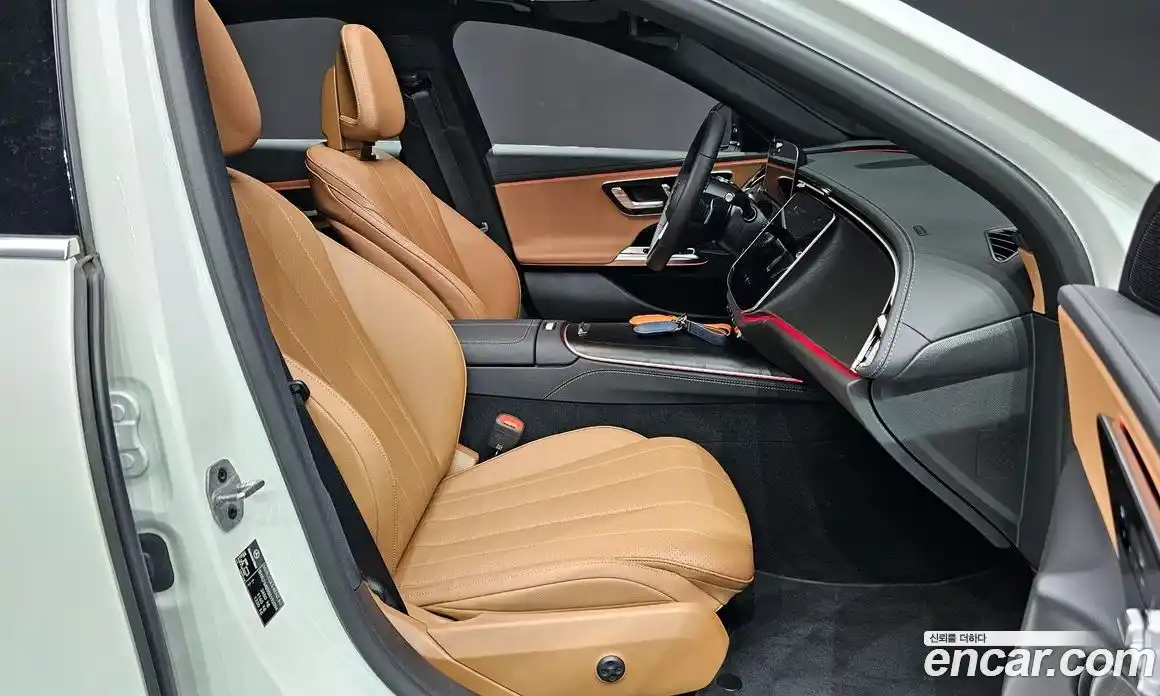 Mercedes-Benz E-Class 2025 2.0 гидро, фото 18