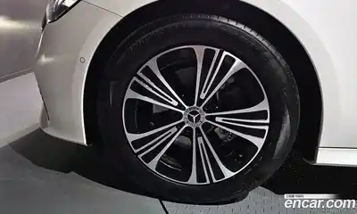 Mercedes-Benz E-Class 2025 2.0 гидро, миниатюра 5
