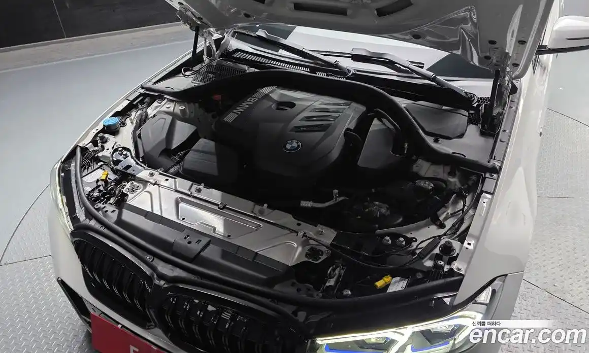 BMW 3-Series 2025 2.0 гидро, фото 6