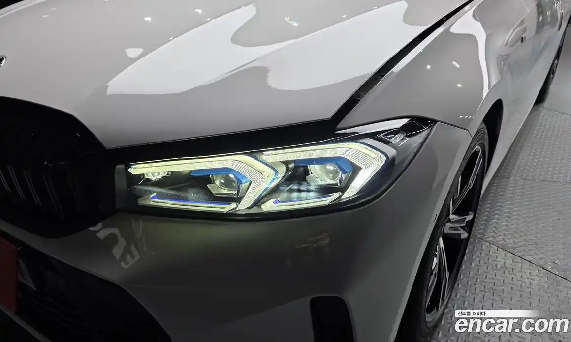 BMW 3-Series 2025 2.0 гидро, фото 8