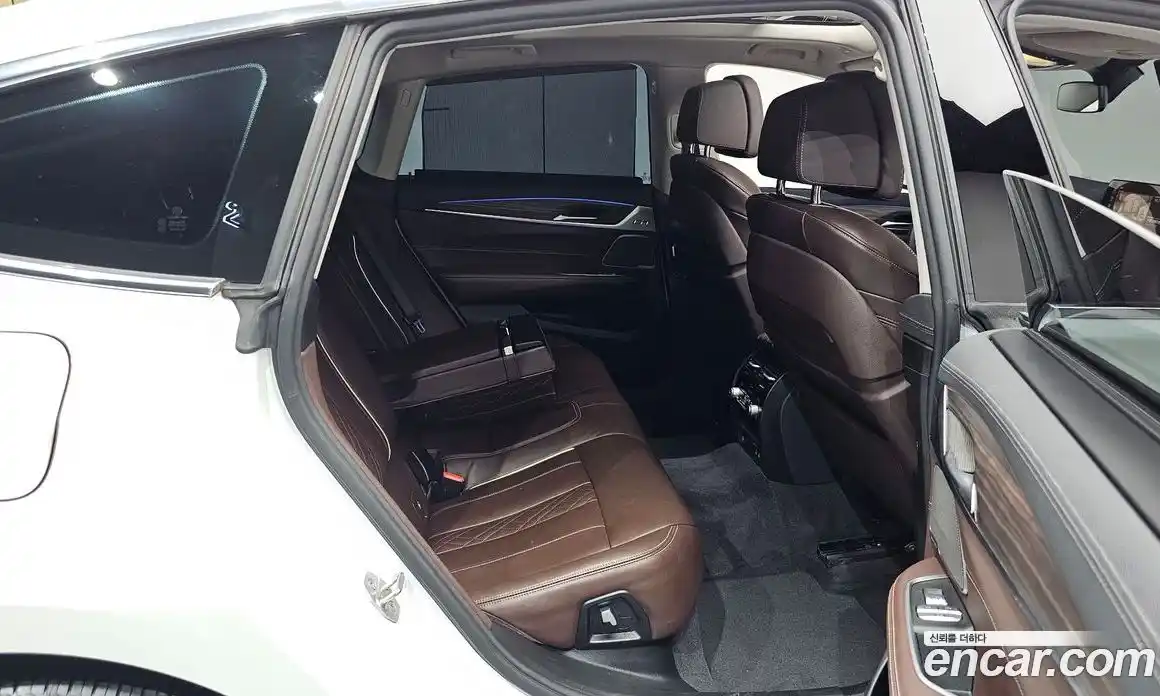 BMW 6-Series 2023 3.0 гидро, фото 16