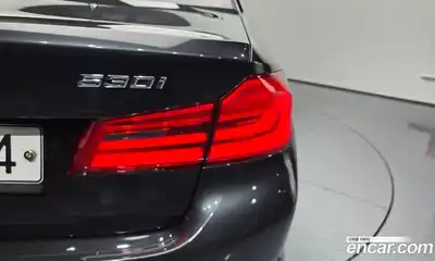 BMW 5-Series 2018 2.0 гидро, миниатюра 8