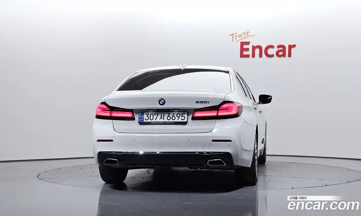 BMW 5-Series 2021 2.0 гидро, фото 4