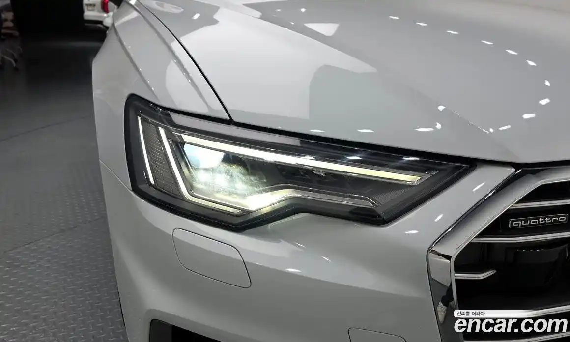 Audi A6 2023 2.0 гидро, фото 8