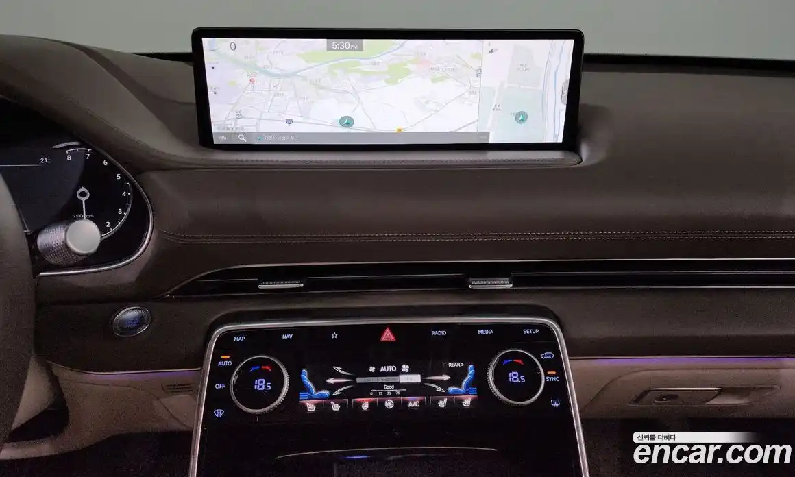 Genesis GV80 2022 2.5 гидро, фото 14