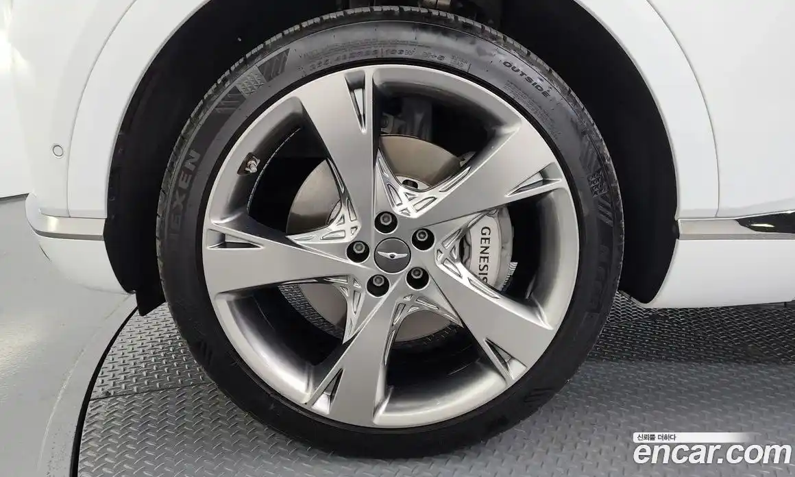 Genesis GV80 2022 2.5 гидро, фото 5