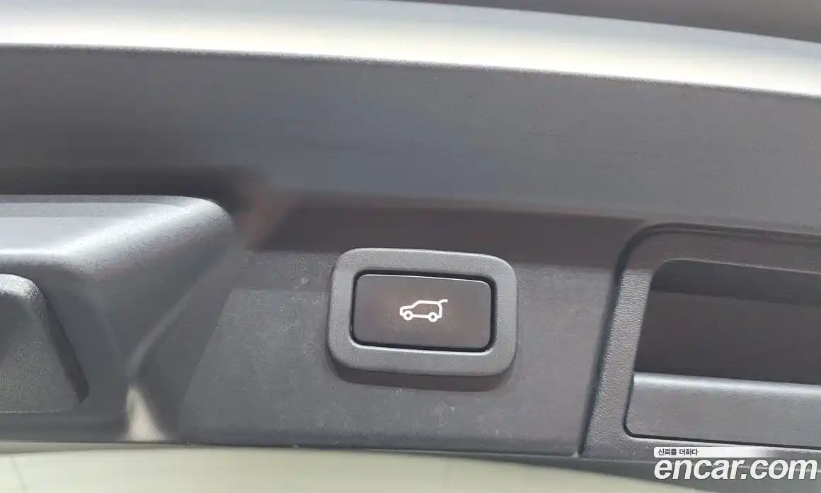 Land Rover Range Rover Velar 2018 3.0 автомат (гидро), фото 24