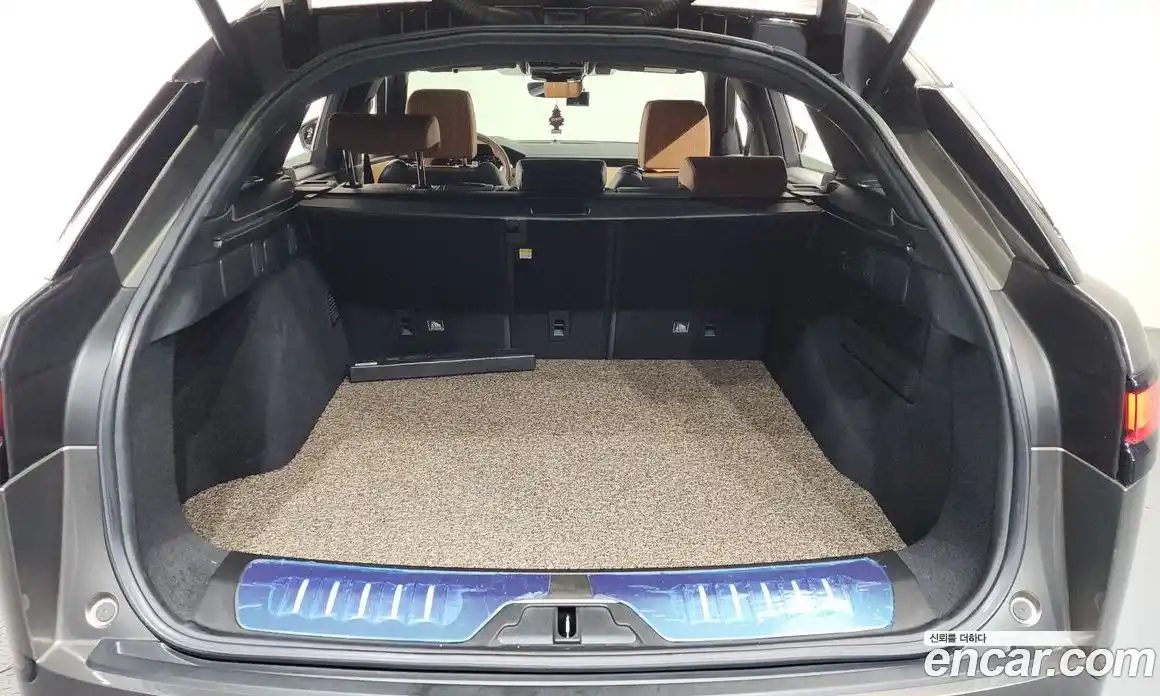 Land Rover Range Rover Velar 2018 3.0 автомат (гидро), фото 25