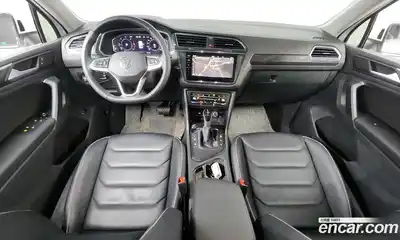 Volkswagen Tiguan 2023 2.0 автомат (гидро), миниатюра 7