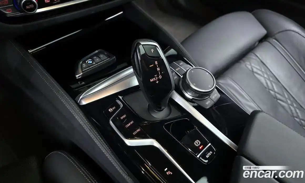 BMW 5-Series 2023 2.0 гидро, фото 9
