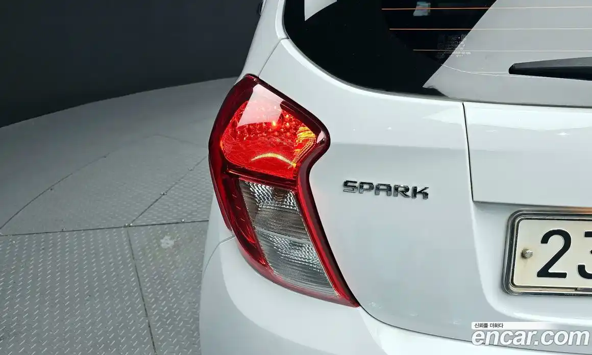 Chevrolet Spark 2016 1.0 гидро, фото 9