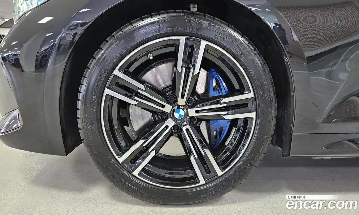 BMW 3 серия 2025 2.0 автомат (гидро), фото 5