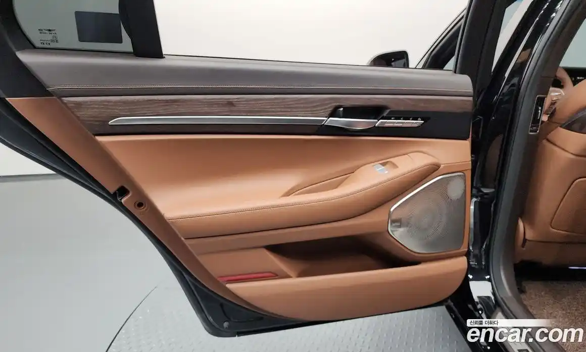 Genesis G90 2021 5.0 гидро, фото 15