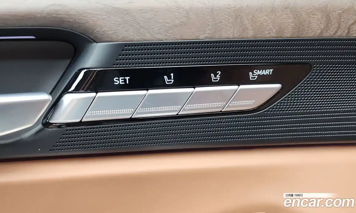 Genesis G90 2021 5.0 гидро, фото 39