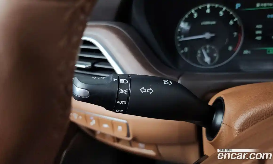 Genesis G90 2021 5.0 гидро, фото 40