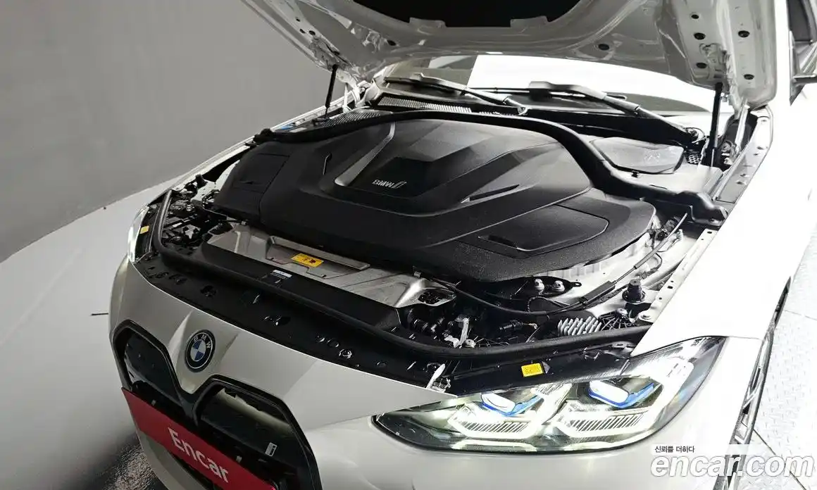 BMW i4 2023 0.2 гидро, фото 6