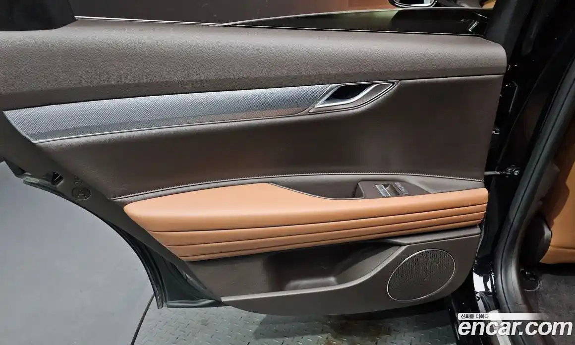 Genesis G80 2024 2.5 автомат (гидро), фото 15
