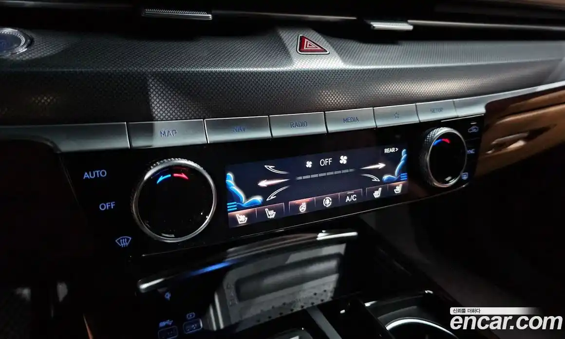 Genesis G80 2024 2.5 автомат (гидро), фото 23