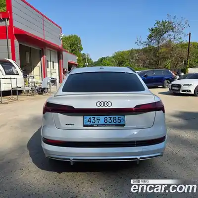 Audi e-tron 2021 0.2 автомат (гидро), миниатюра 5