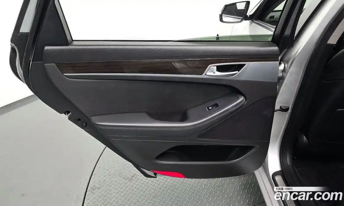 Genesis G80 2016 3.3 автомат (гидро), фото 15
