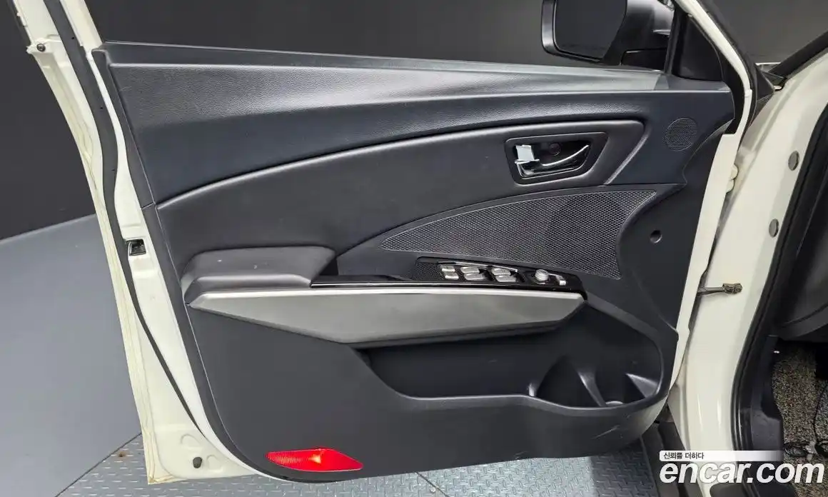 SsangYong TIBOLI 2015 1.6 гидро, фото 14
