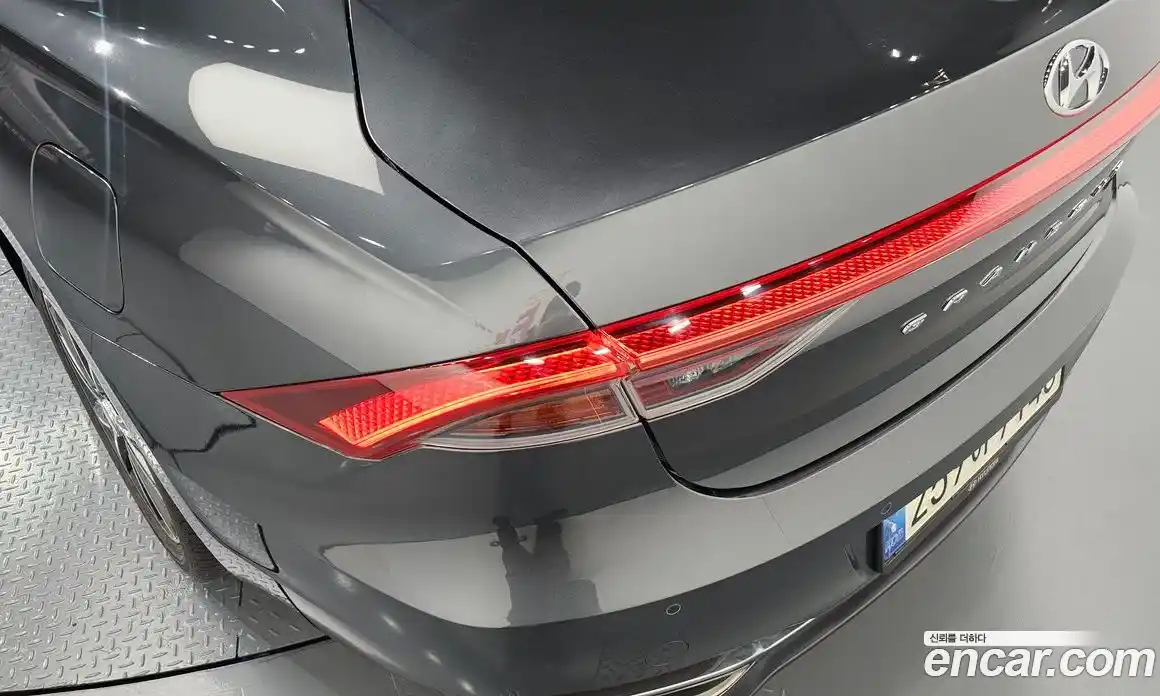 Hyundai Grandeur 2022 2.5 гидро, фото 9