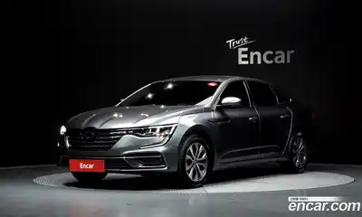 Renault SM6