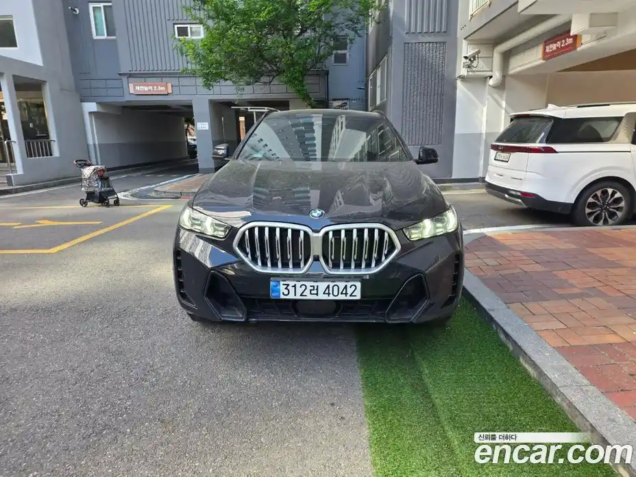 BMW X6 2025 3.0 гидро, фото 3
