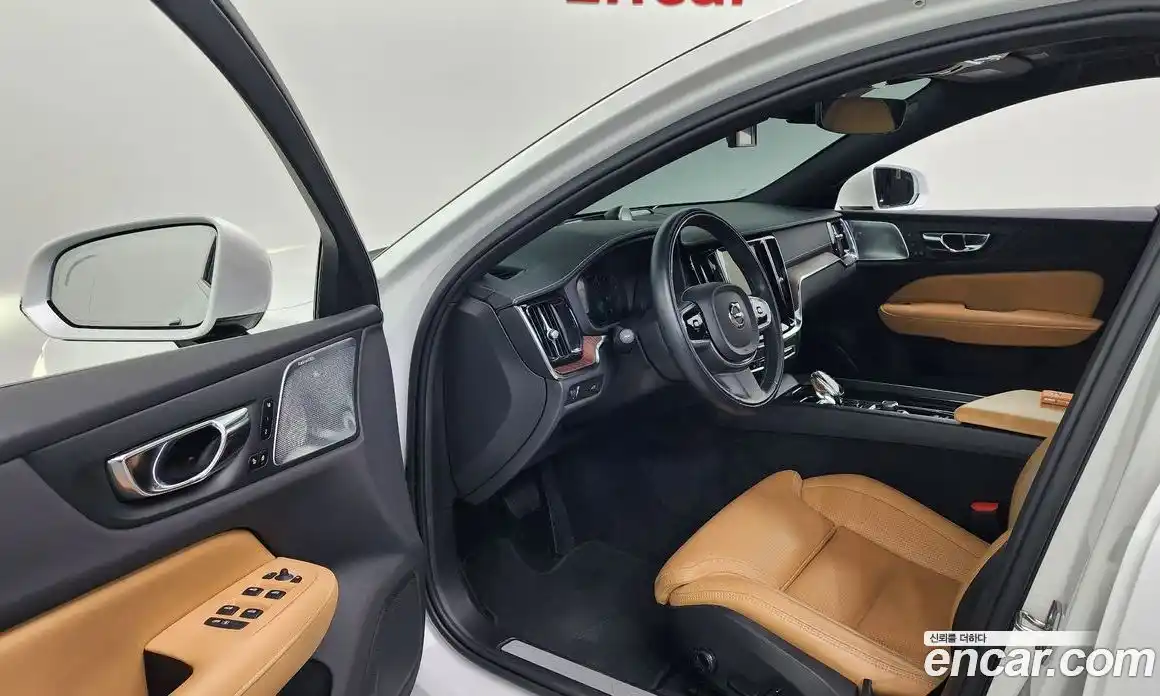 Volvo S60 2021 2.0 автомат (гидро), фото 13