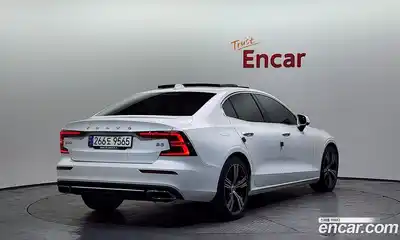 Volvo S60 2021 2.0 автомат (гидро), миниатюра 2