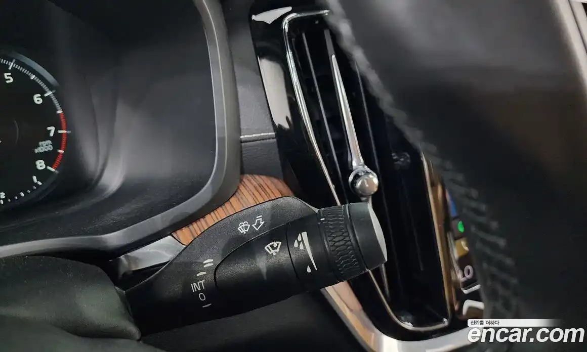 Volvo S60 2021 2.0 автомат (гидро), фото 29
