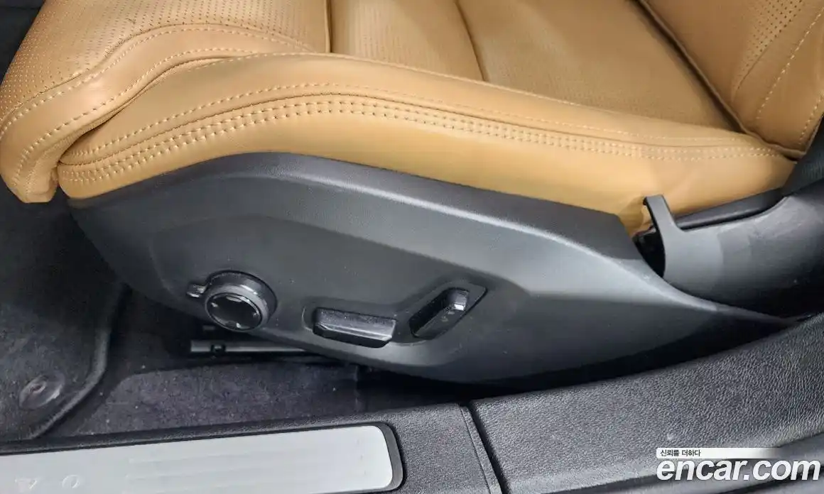 Volvo S60 2021 2.0 автомат (гидро), фото 31
