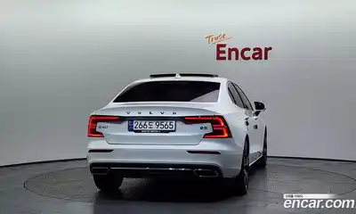 Volvo S60 2021 2.0 автомат (гидро), миниатюра 4
