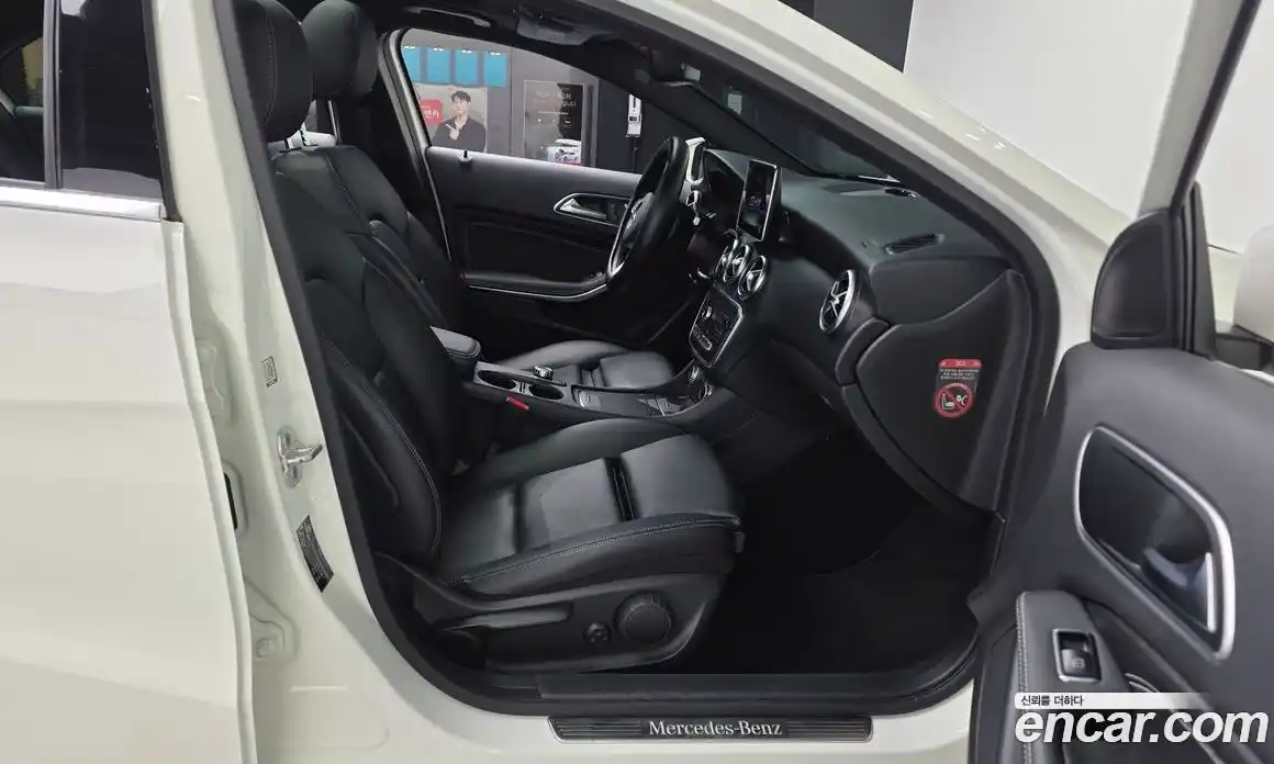 Mercedes-Benz A-Class 2016 1.6 гидро, фото 11