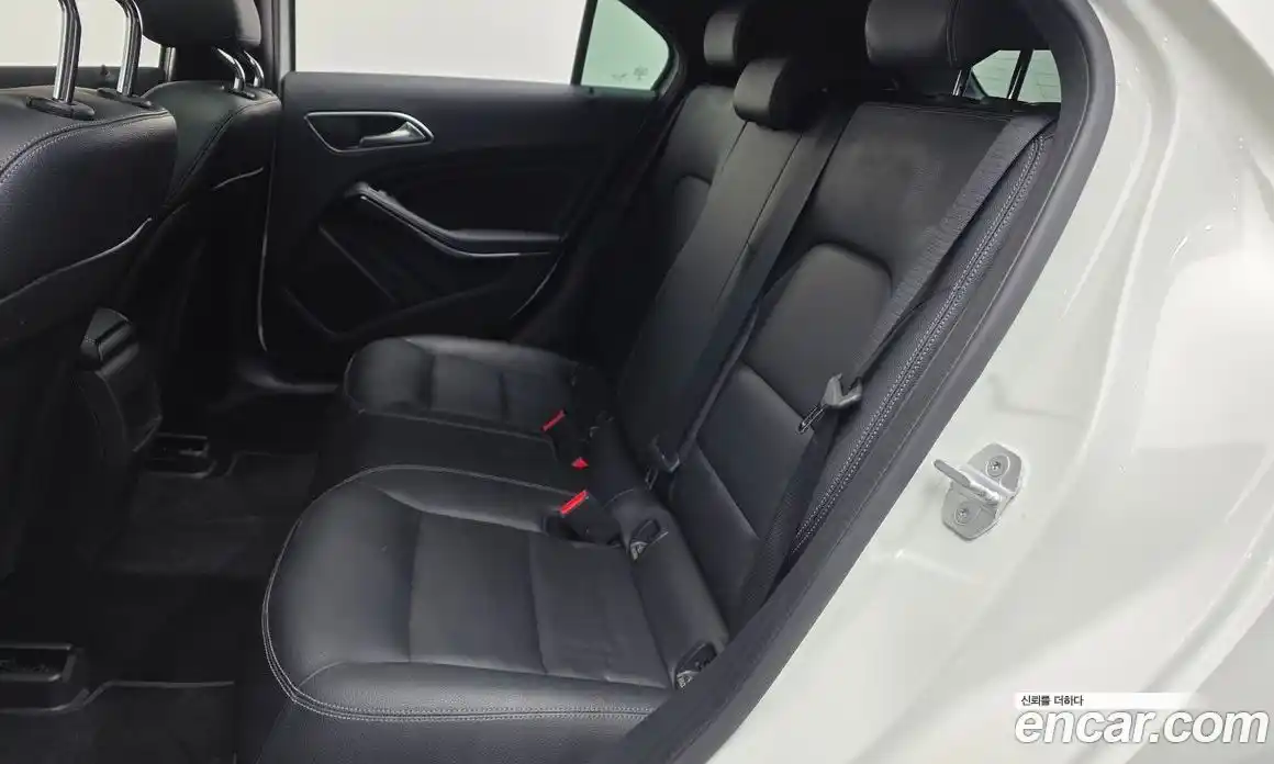 Mercedes-Benz A-Class 2016 1.6 гидро, фото 12