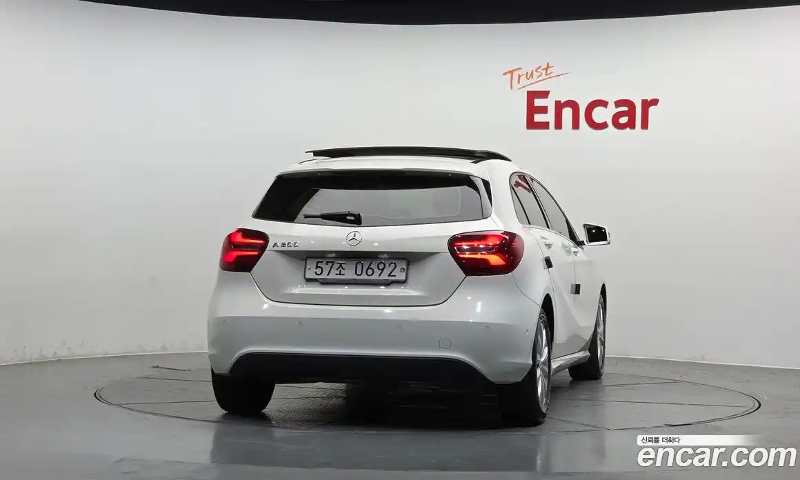 Mercedes-Benz A-Class 2016 1.6 гидро, фото 4