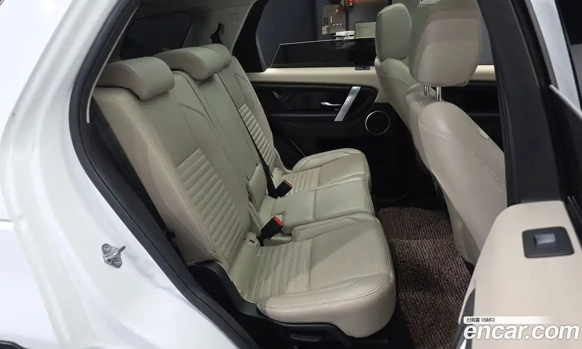 Land Rover Discovery Sport 2021 2.0 автомат (гидро), фото 12