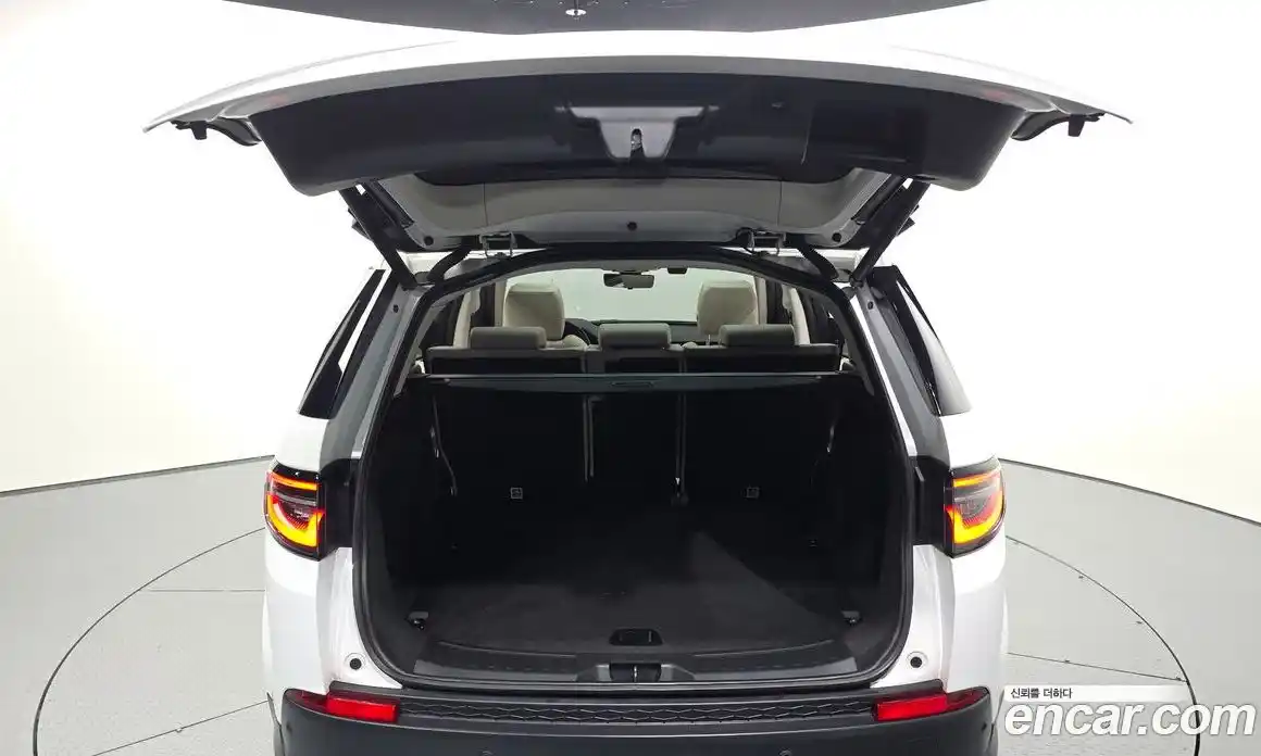 Land Rover Discovery Sport 2021 2.0 автомат (гидро), фото 20