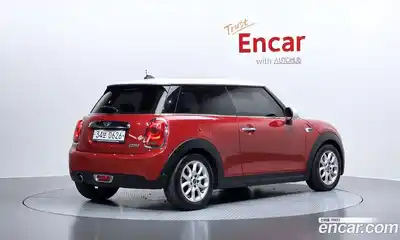 Mini Cooper 2016 1.5 автомат (гидро), миниатюра 2