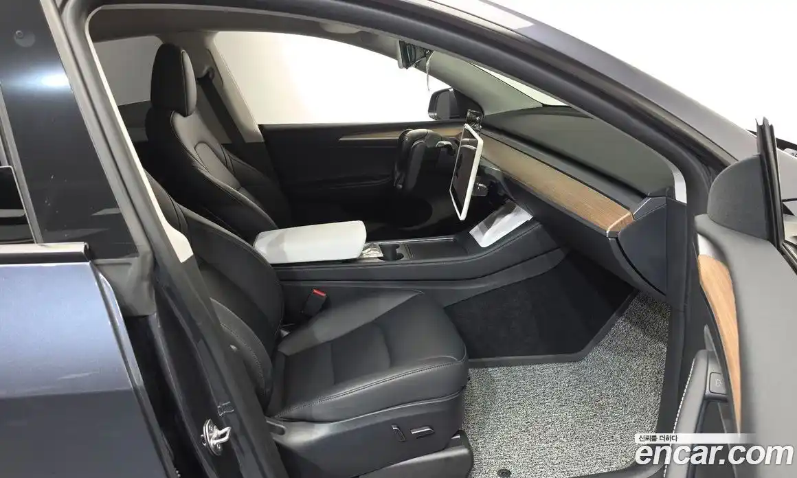 Tesla Model Y 2023 0.2 гидро, фото 15