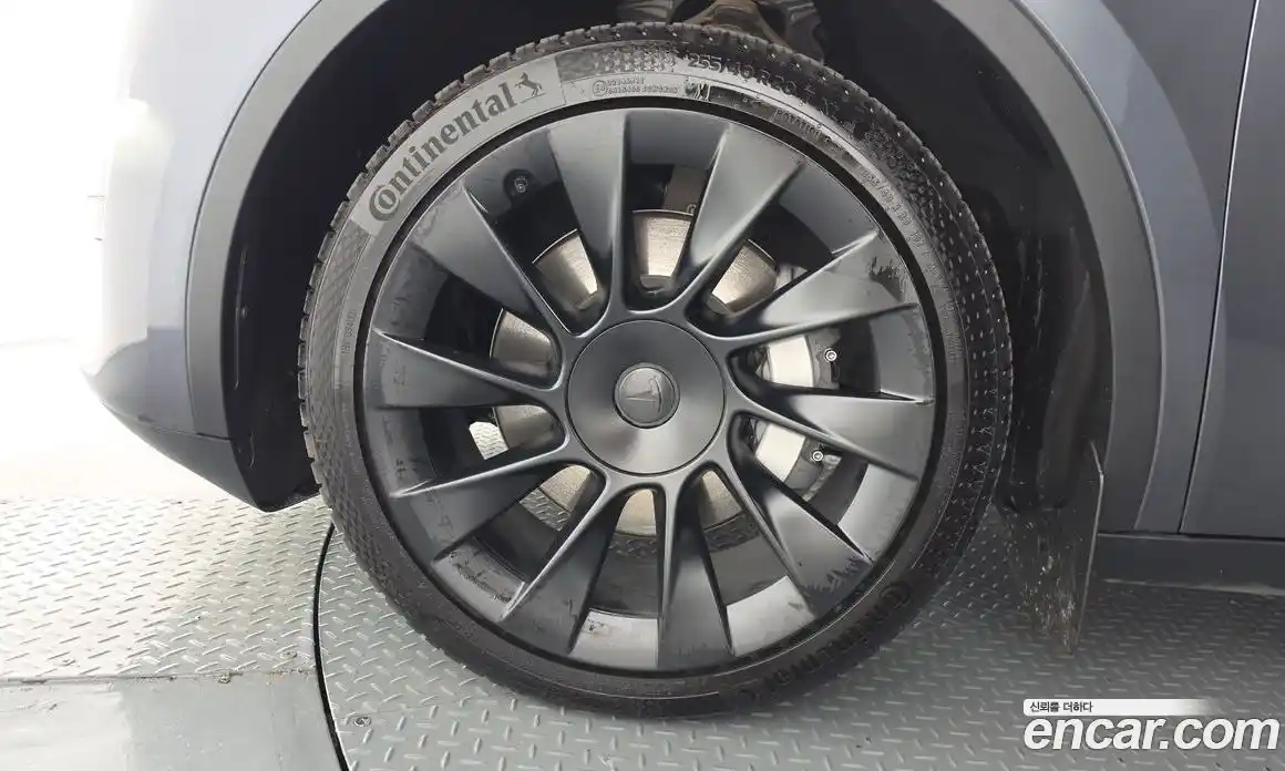Tesla Model Y 2023 0.2 гидро, фото 4