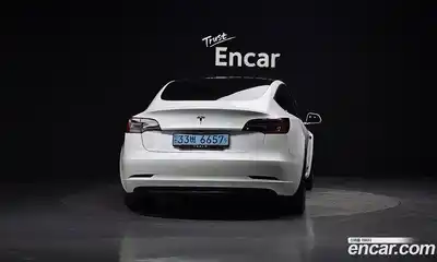 Tesla Model 3 2020 0.1 гидро, миниатюра 4