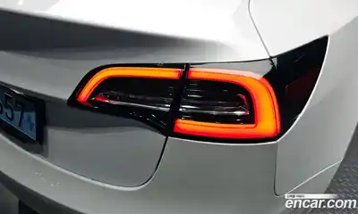 Tesla Model 3 2020 0.1 гидро, миниатюра 9