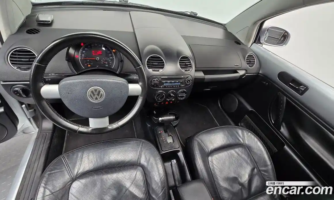 Volkswagen Beatle 2009 2.0 автомат (гидро), фото 7
