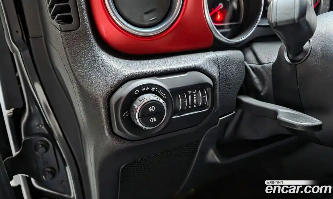 Jeep Wrangler 2021 2.0 автомат (гидро), фото 25