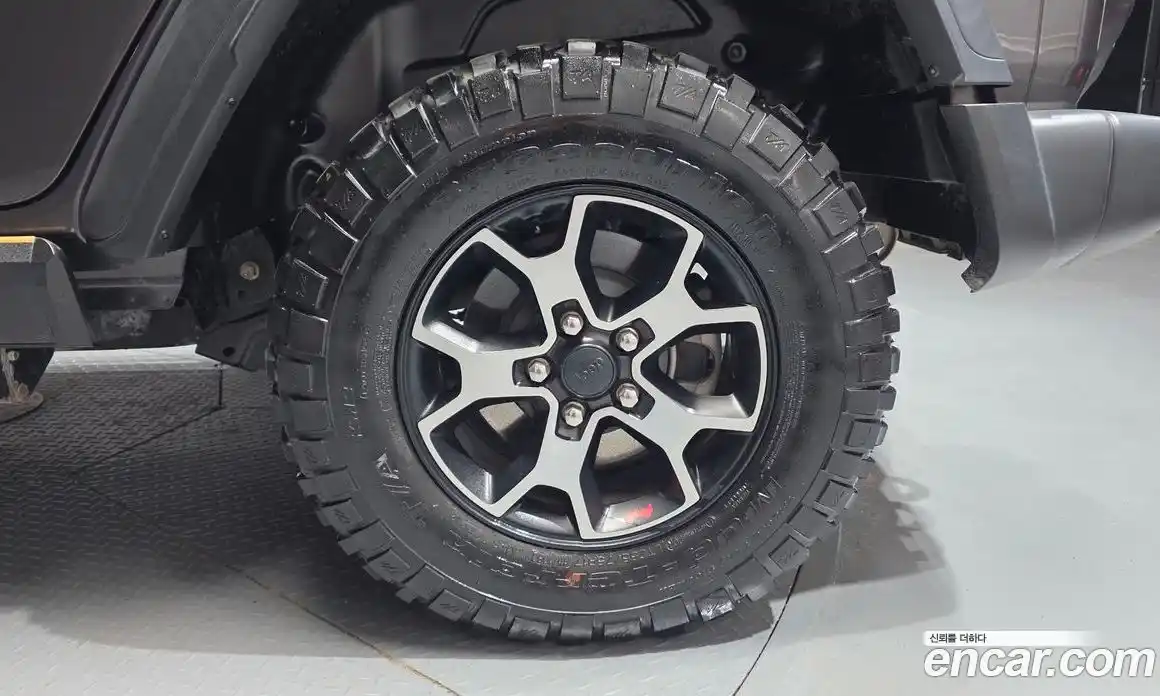 Jeep Wrangler 2021 2.0 автомат (гидро), фото 7